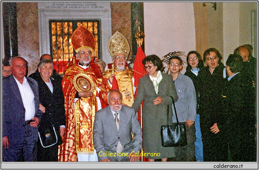 La Famiglia Nappi con Nerses Bedros XIX Patriache de Cilicie des Armensies Catholiques - 2001.jpg