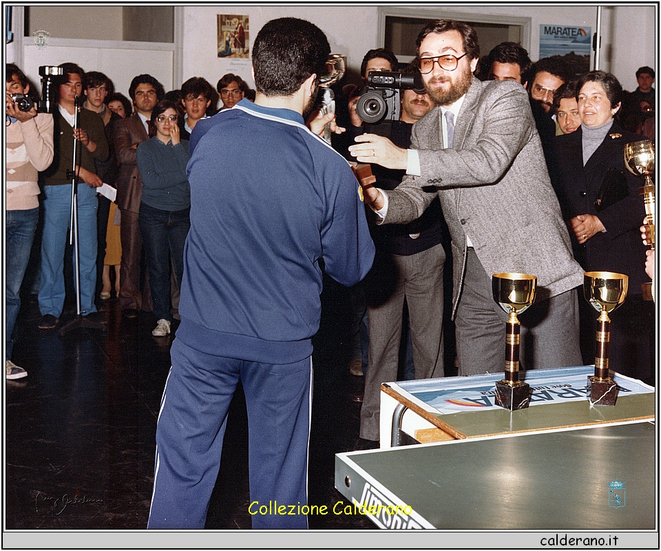 Incontro Tennis Tavolo Nazionale Cina e Nazionale Italia 1982.jpeg