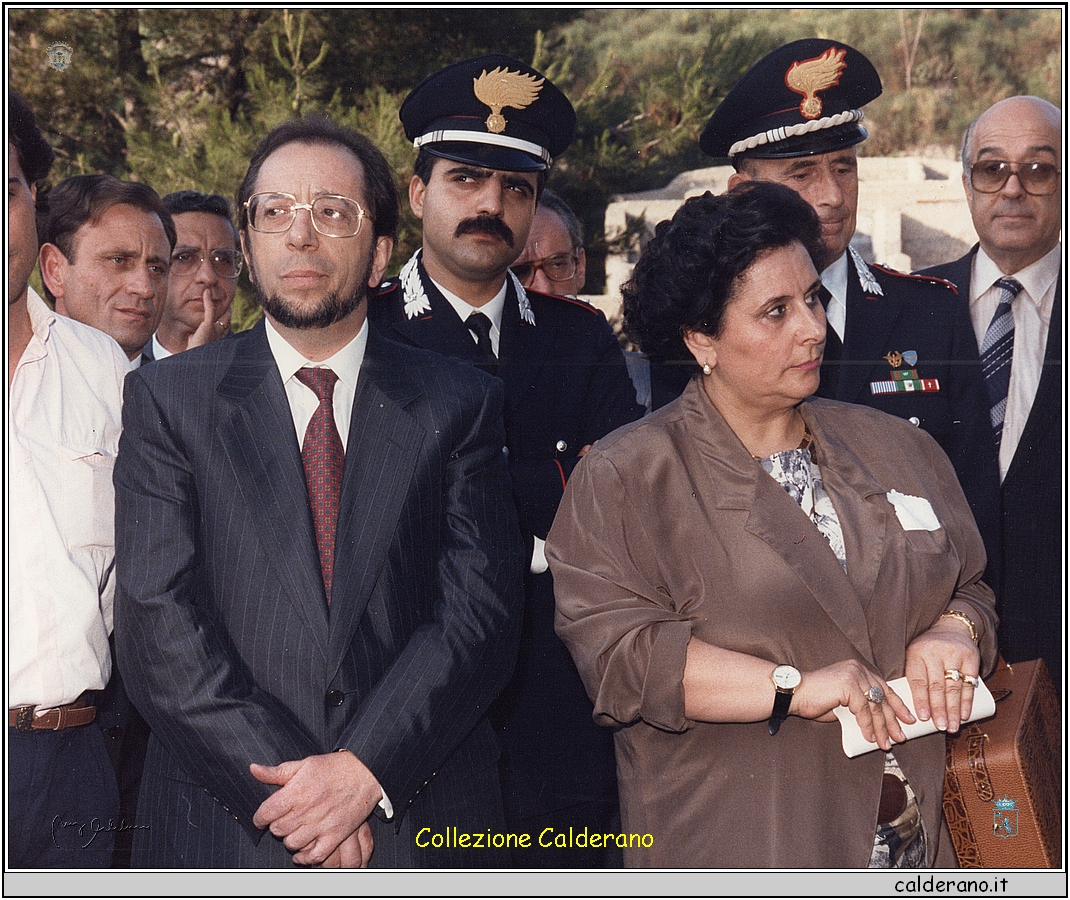 Francesco Sisinni e Il Ministro Vincenza Bono Parrini .jpeg