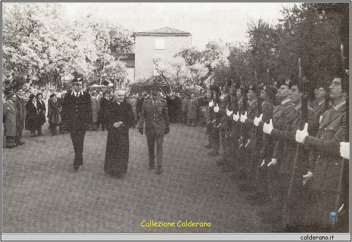 L'arrivo di S.E. Poletti al convegno su Casimiro Gennari 27-12-1989.jpeg