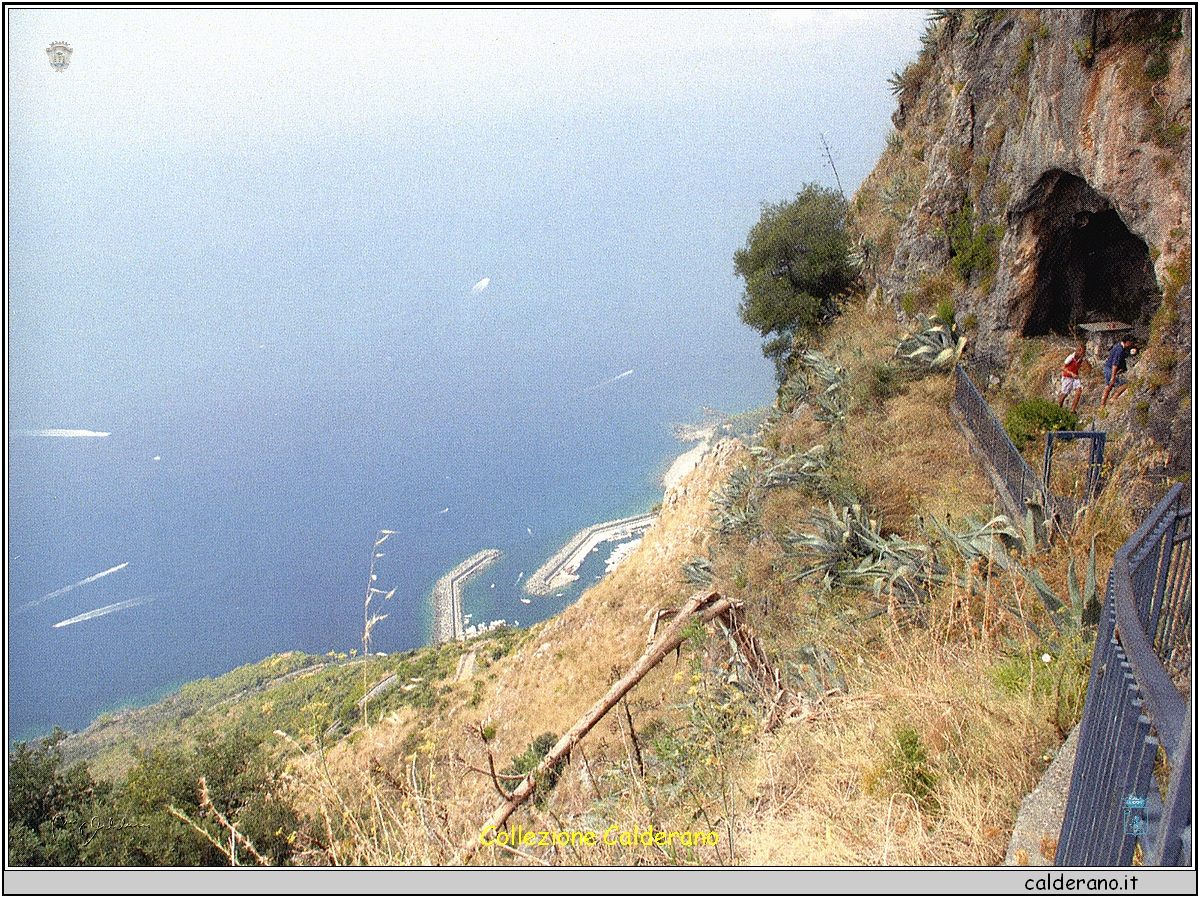 Grotta di San Michele Arcangelo.jpeg