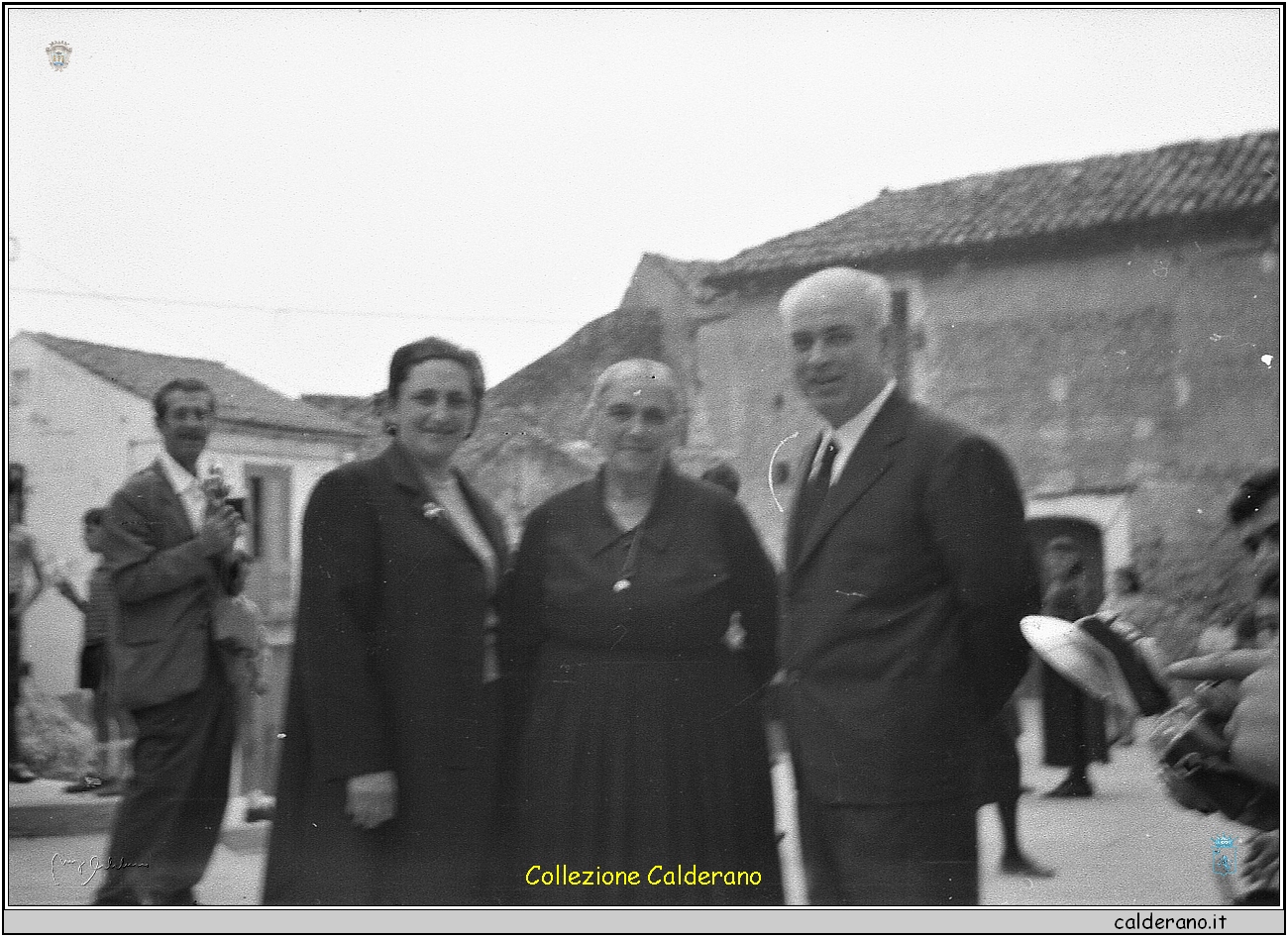 Franca Mazzeo, Luigina Pesce e Luigi Avigliano img741.jpg