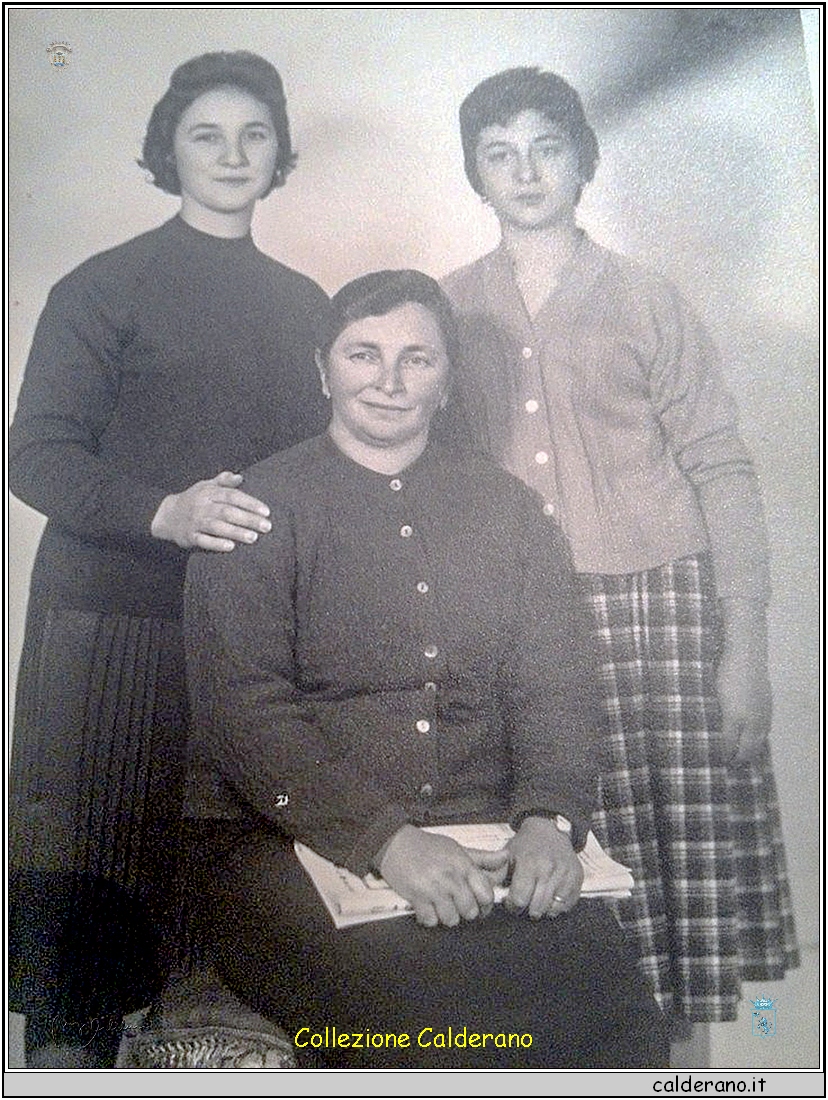 Annamaria Carluccio, Caterina Carluccio e Maria Francesca Sorice.jpg