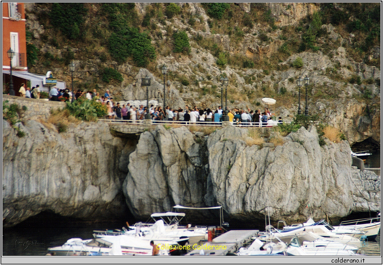 Processione Corpus Domini sulla rotonda del Porto -2000.jpeg