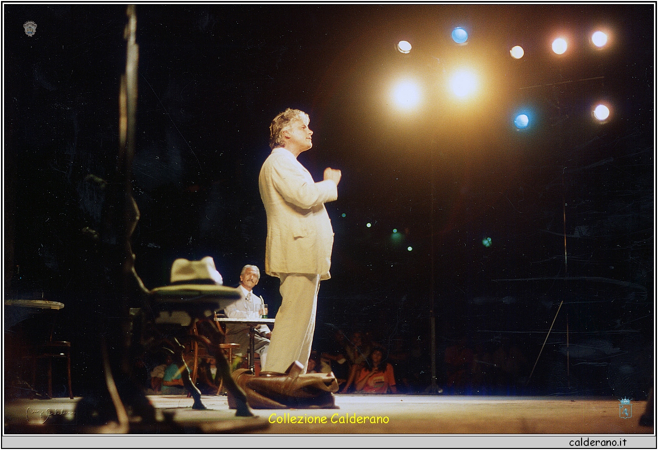 Compagnia teatrale di Michele Placido al Parco Tarantini 2.jpg