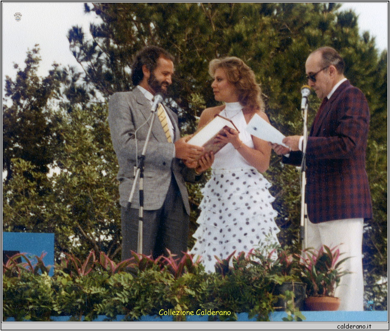 Gianni Versace, Daniela Poggi e Lello Bersani 2 - Premio Maratea 1983.jpg