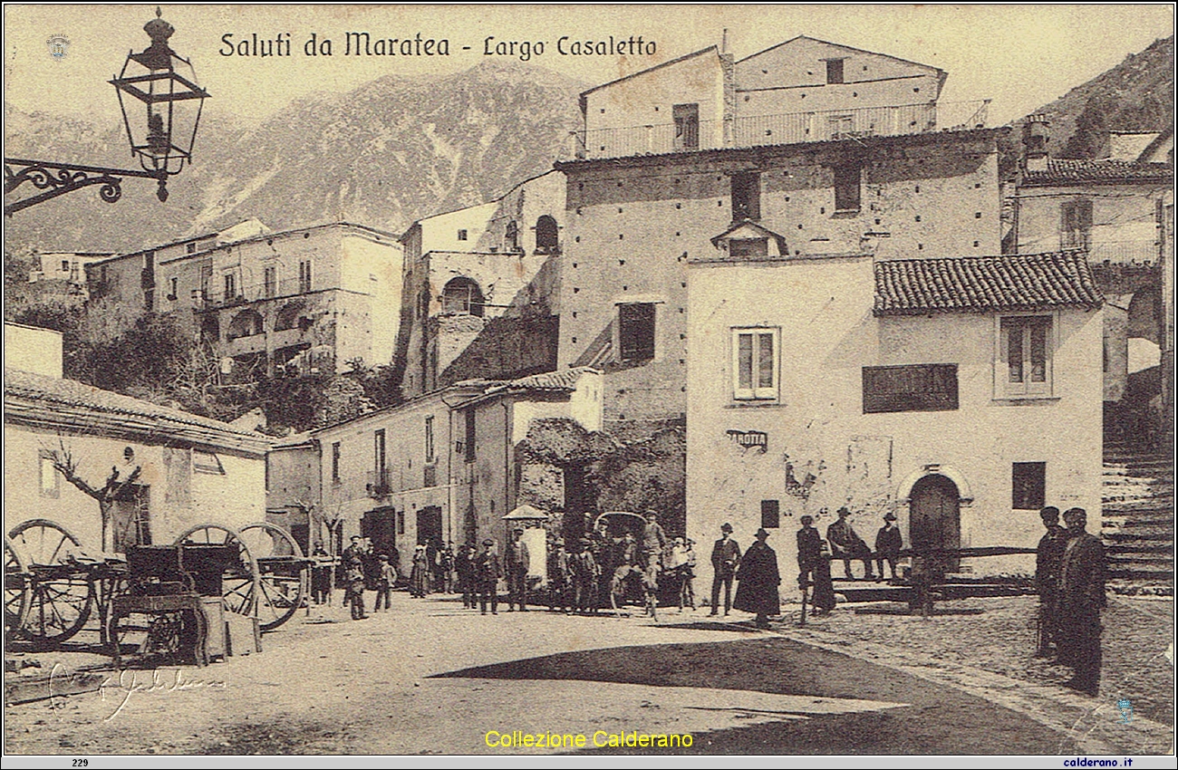 Saluti da Maratea - Largo Casaletto - Cartolina.jpg