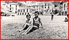 Antonio e Nicola Manfredi sulla spiaggia del Porto 1955.jpg