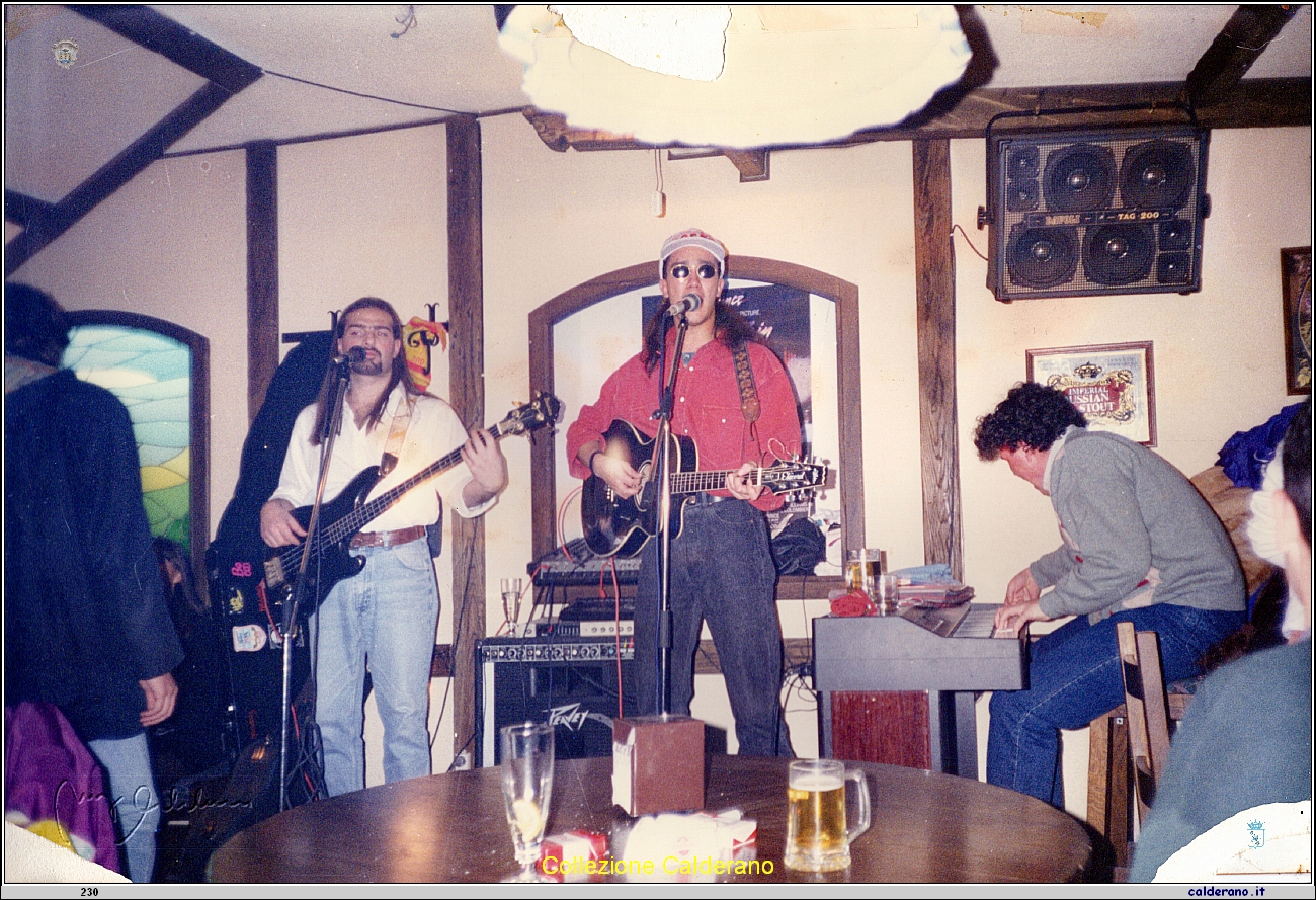 Gregorio alla Capanna Alpina di Cervinia 11 - anno 1992.jpeg