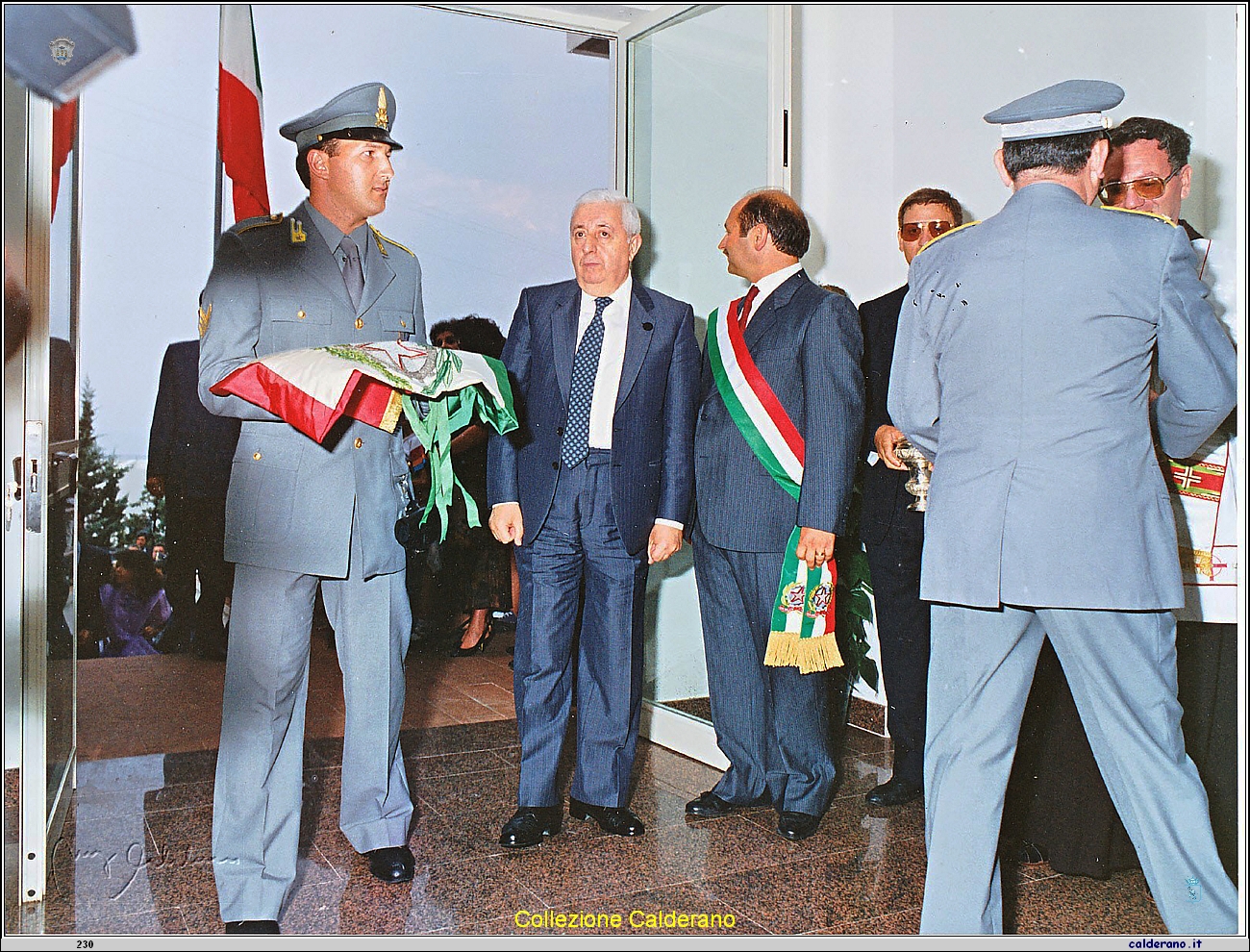 Inaugurazione della caserma della Guardia di Finanza con il Sindaco Antonio Brando - luglio 1990 05.jpg