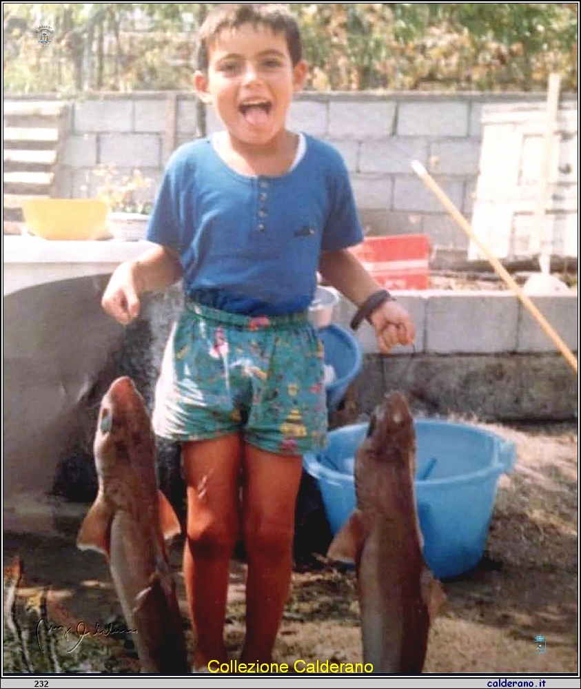 Biagio Dammiano con il pescato.jpg