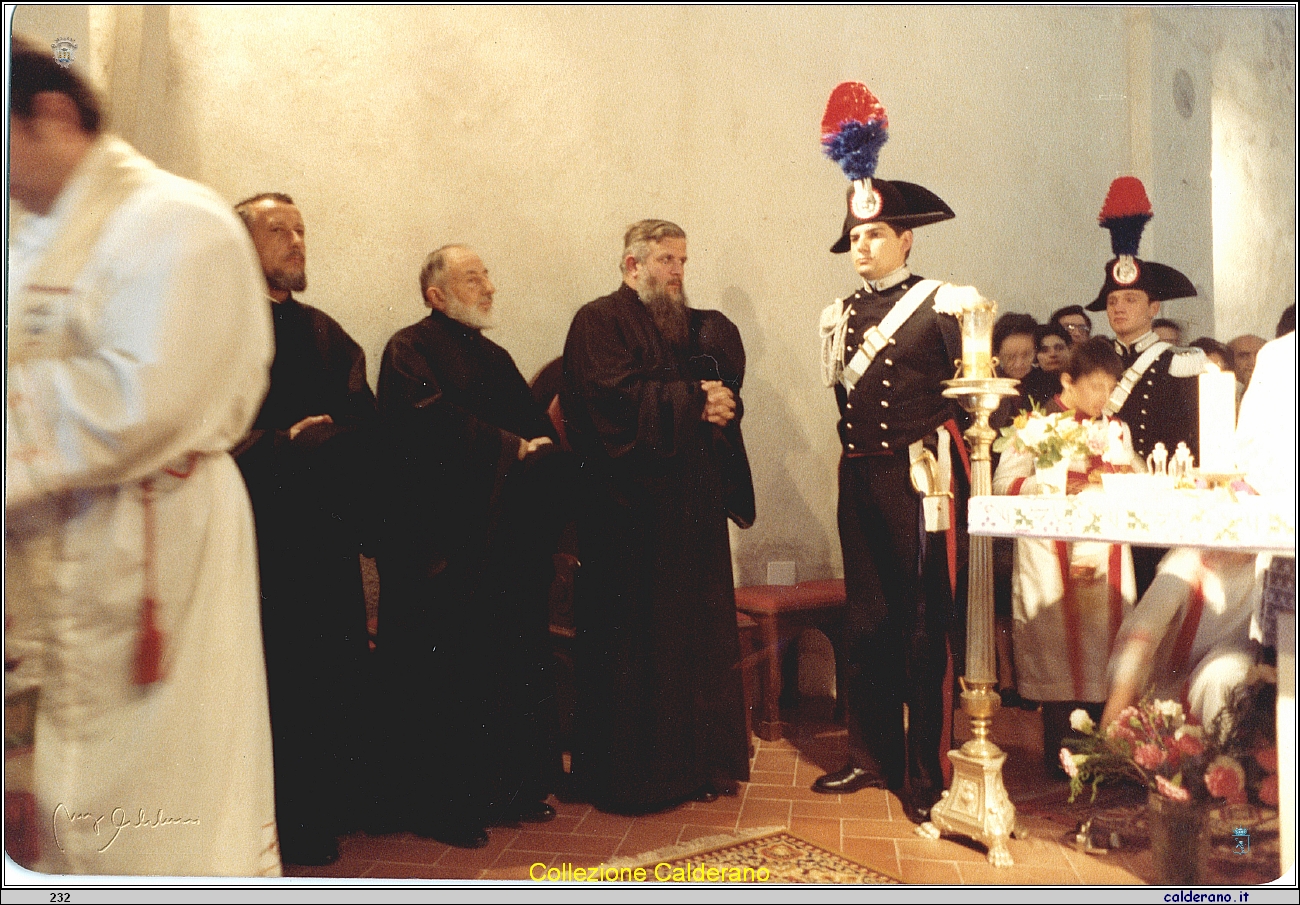 Monaci di Frottaferrata nella Basilica di San Biagio 1979.jpeg