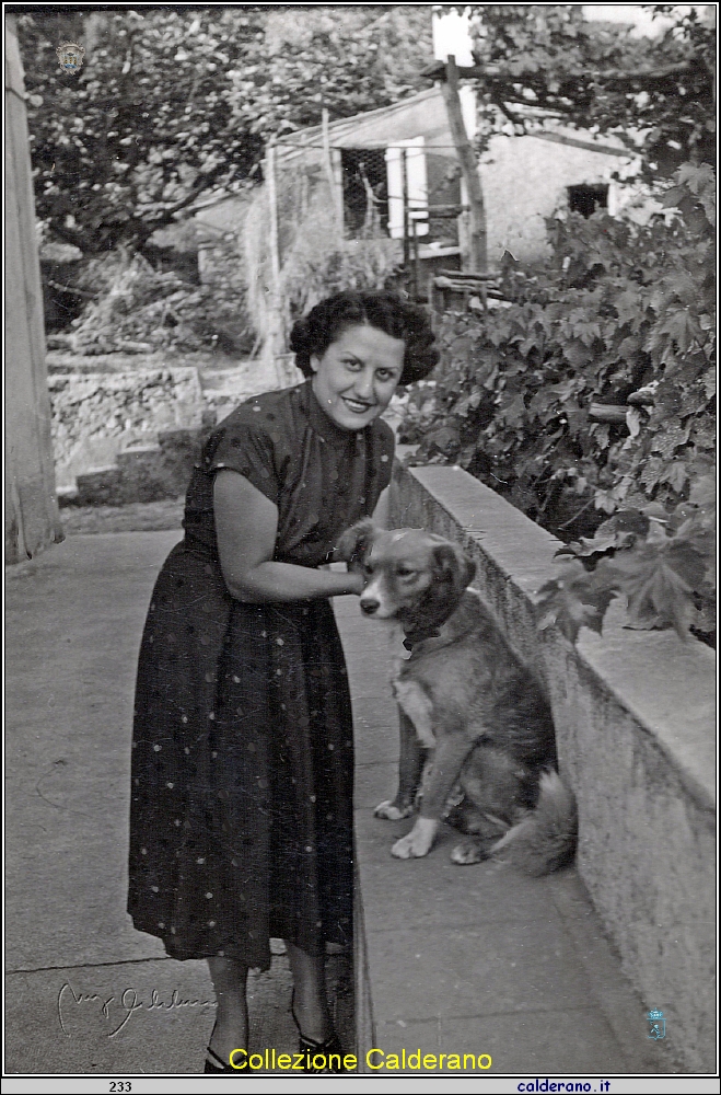 Franca Filato Schettino e il cane.jpg