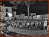 Il pubblico al Concerto della Banda di Bracigliano 04M_1448 11-08-2004.jpg