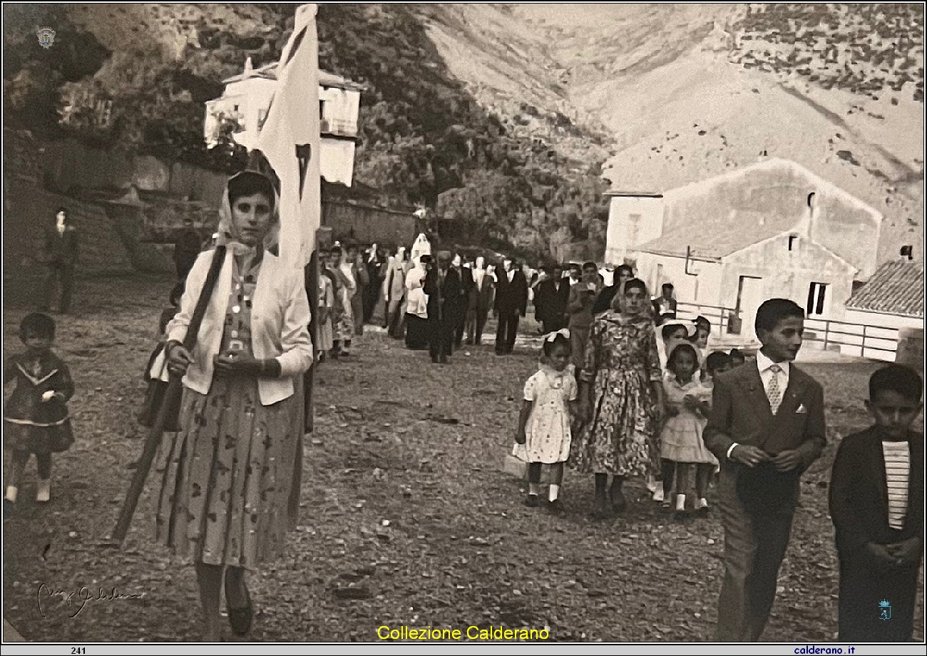 Processione a Brefaro della Madonna della Mercede 02.jpg