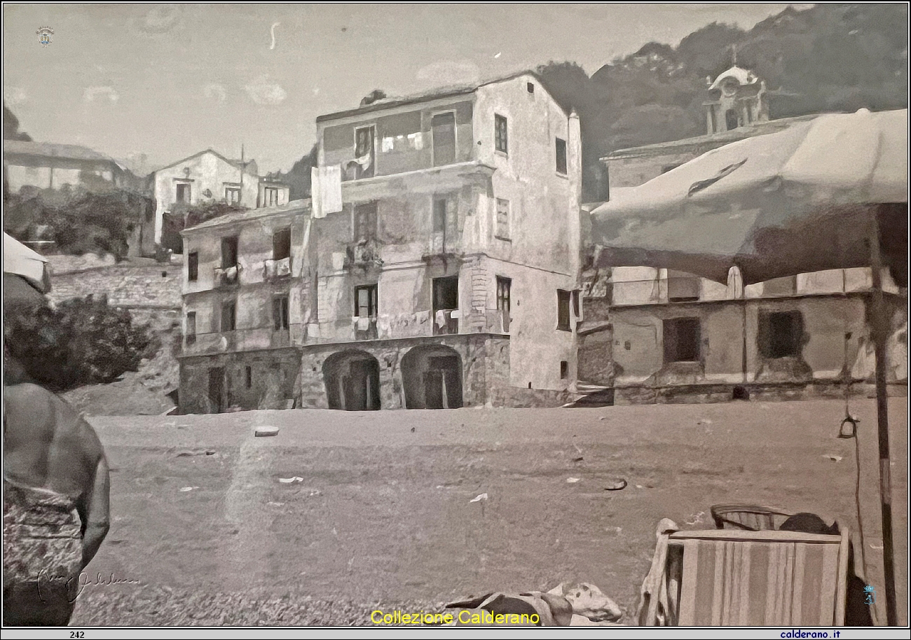 La spiaggia del Porto d'estate.jpg