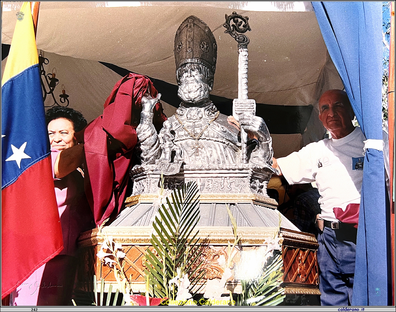 Statua di San Biagio realizzata dai Marateoti in Caracas.jpg