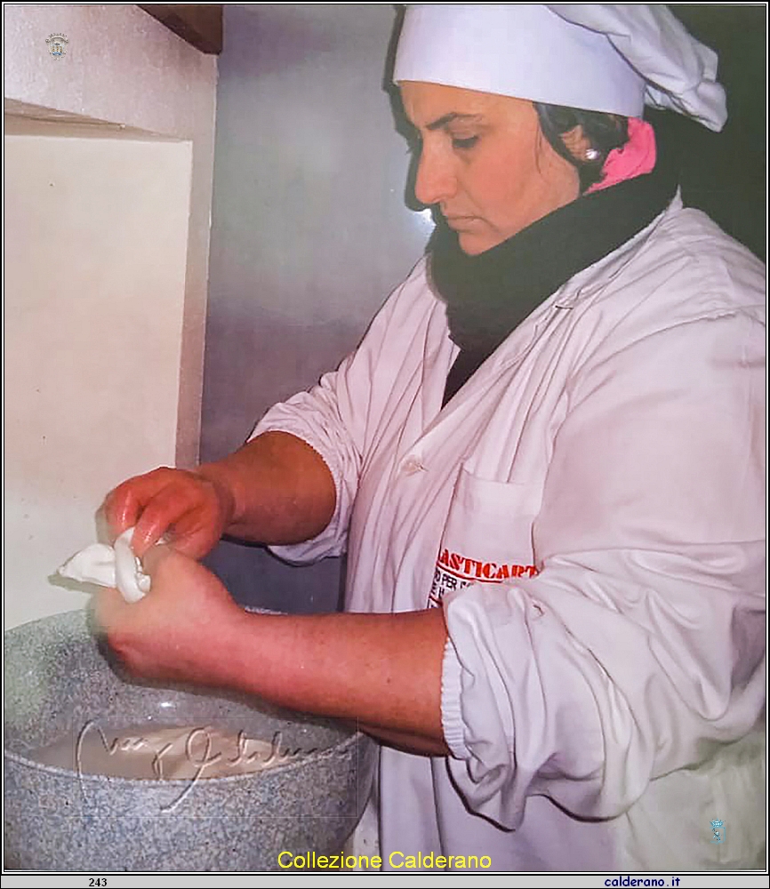 Caterina Diodati artista delle mozzarelle.jpg