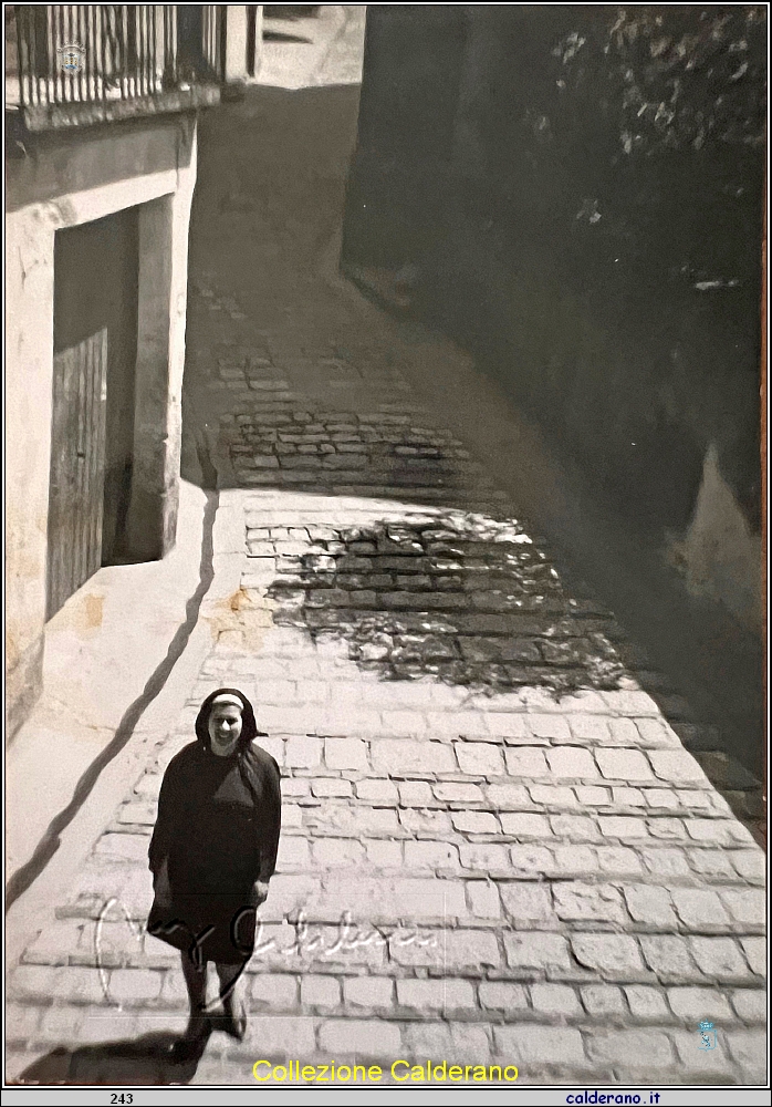 Dora Avigliano in Via Casaletto.jpg