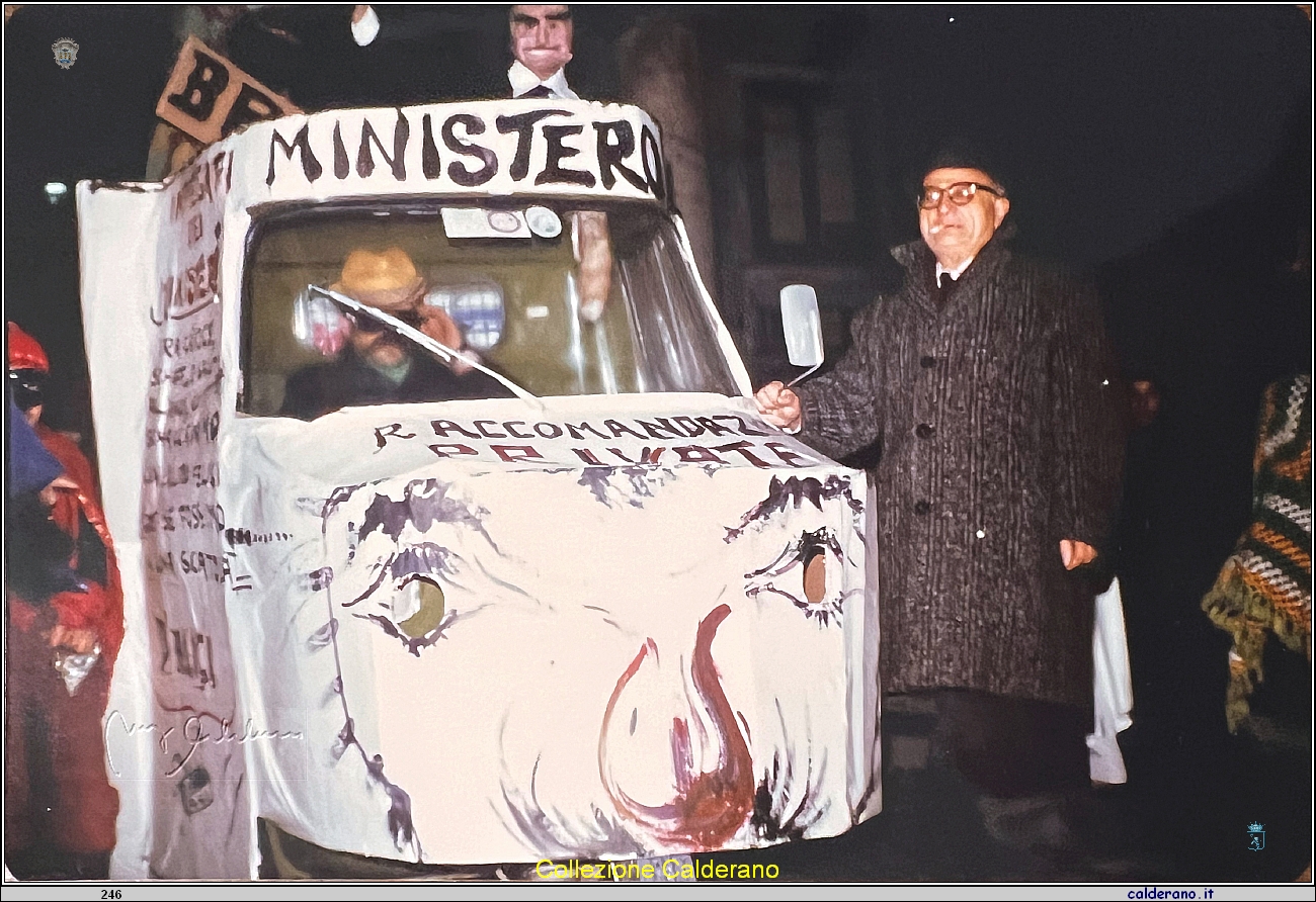 Carnevale con Biagio Rizzo - 1976.jpg