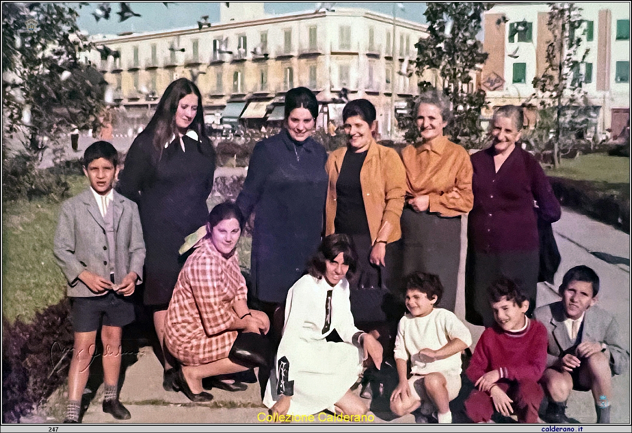 Gruppo vacanziero - dicembre 1969.jpg