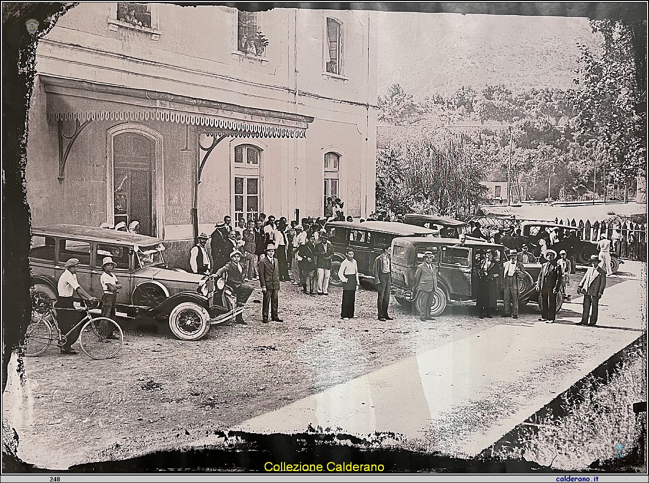 La stazione ferroviaria di Maratea anni '30.jpg