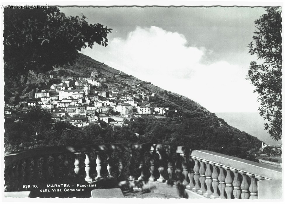 Cartolina Maratea panorama dalla villa comunale.jpg