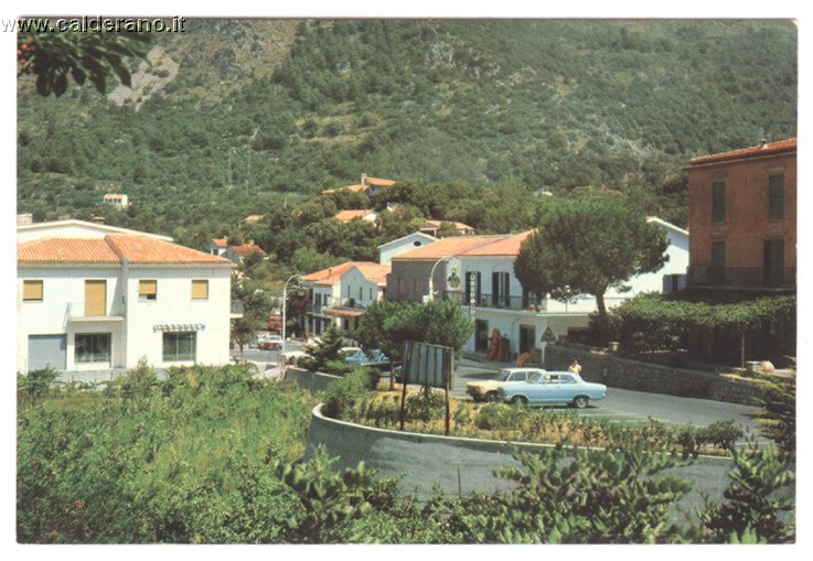 Villaggio verde-azzurro.jpg