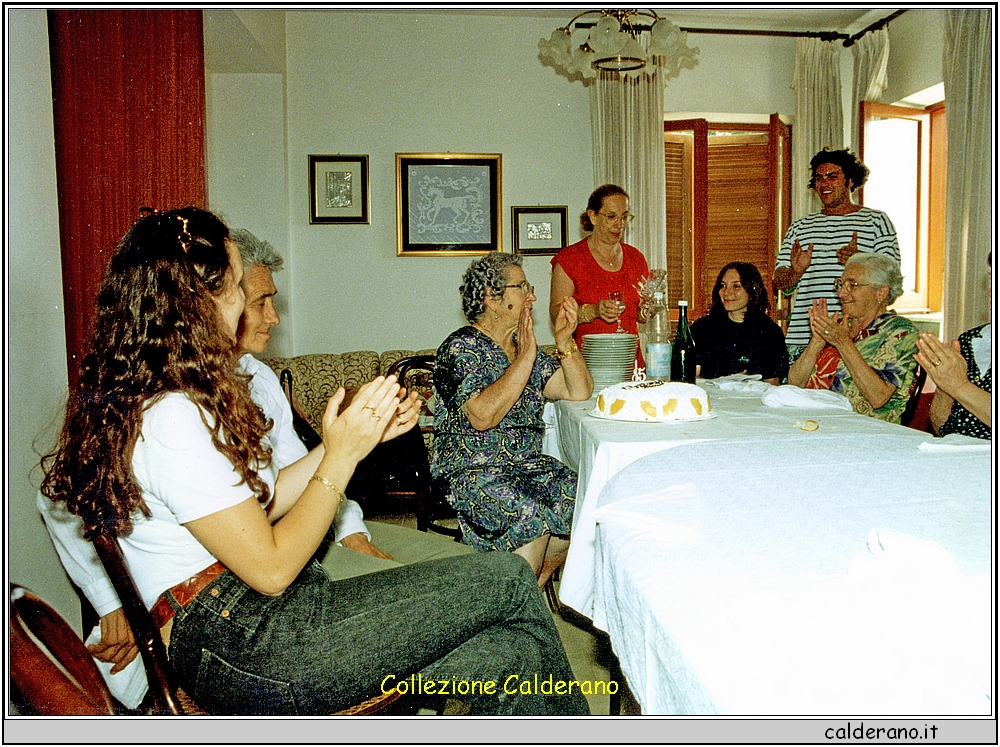 Festeggiando gli 85 anni di Mamma 1974.jpeg