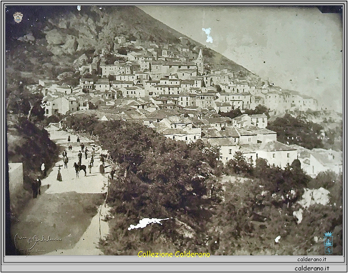 Il Paese da Via Mandarini - 1880.JPG