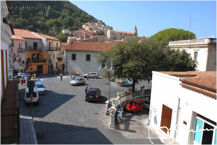 Piazza dell'impero.jpg